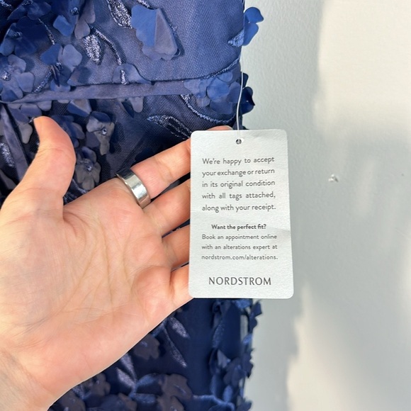 NWOT Eliza J Navy Off The Shoulder 3D Floral Evening Dress Size 2 - Picture 12 of 16